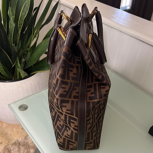Fendi Canvas Zucca Shoulder Brown Canvas Tote Bag - Picture 3 of 13